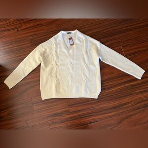 Denver Hayes women’s XL v-neck cable knit sweater, soft cream